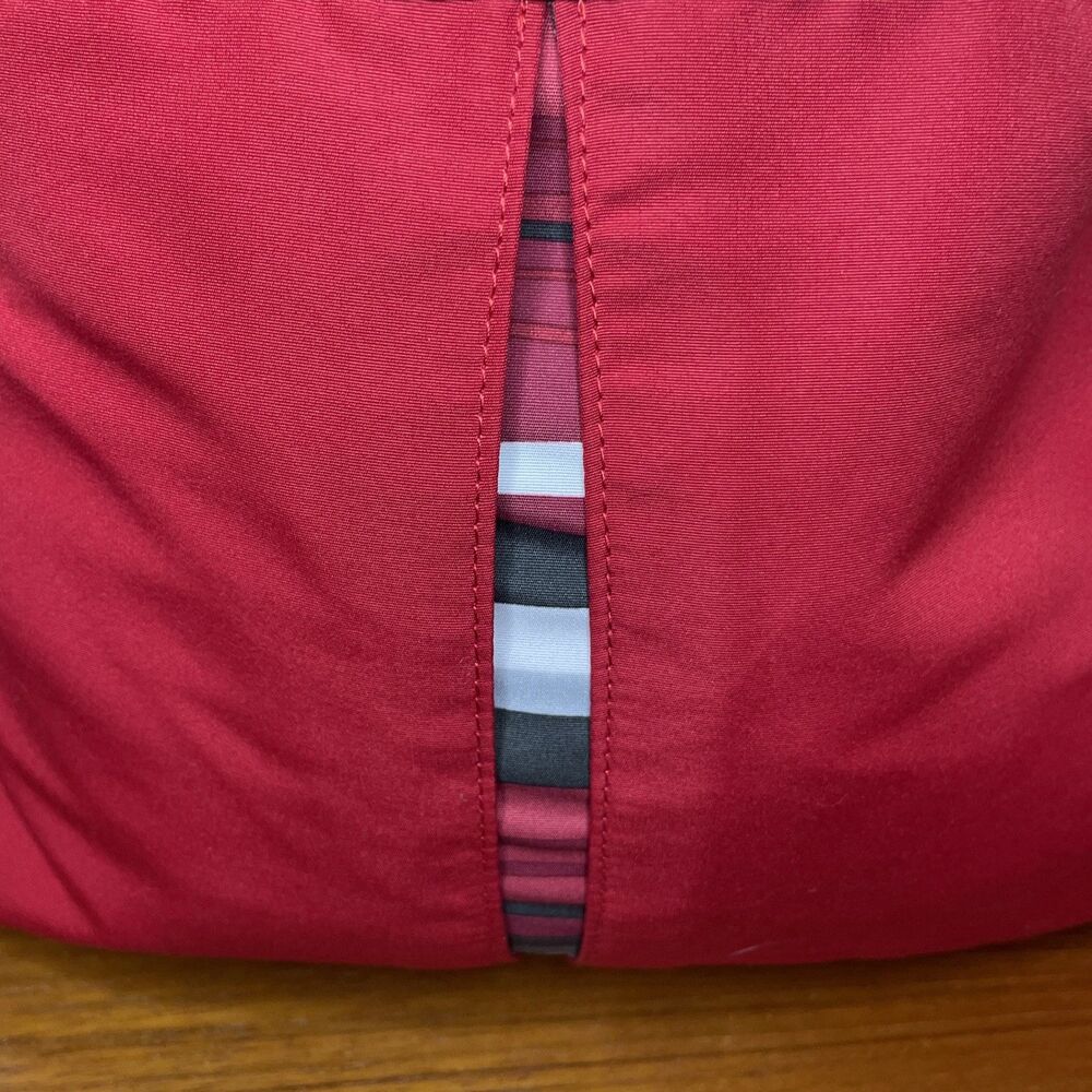 Maclaren Red Field Bag Diaper Tote with Pockets, Pad & Adjustable Strap NEW - Picture 7 of 15